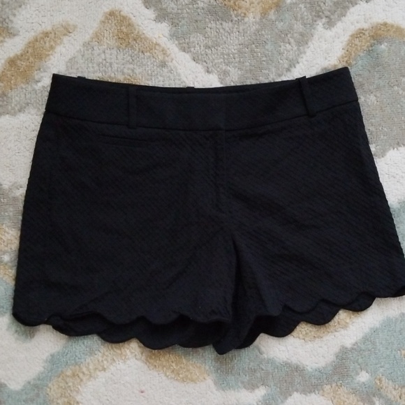 LOFT Pants - Loft Riviera Scalloped short